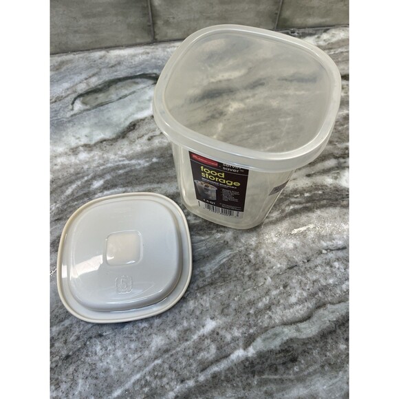 Vintage Rubbermaid 6 Cup #5 Servin Saver Food Storage Container Canister NEW - Picture 4 of 5